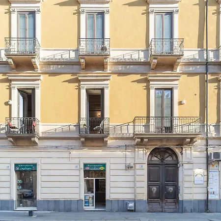 Apartment Umberto Charming - Elegante Dimora In Centro